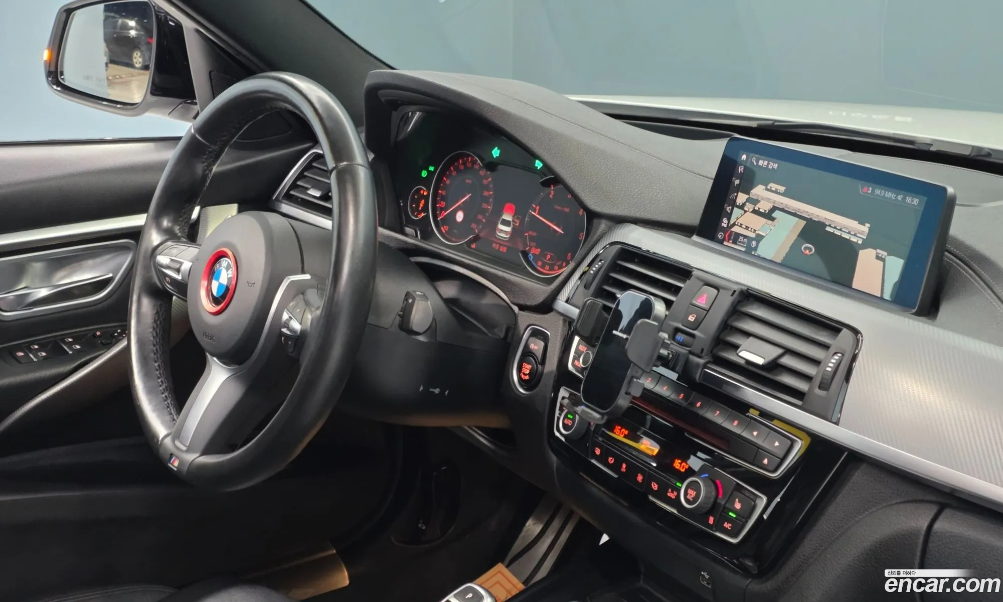 BMW 3 Series 2018 — 10
