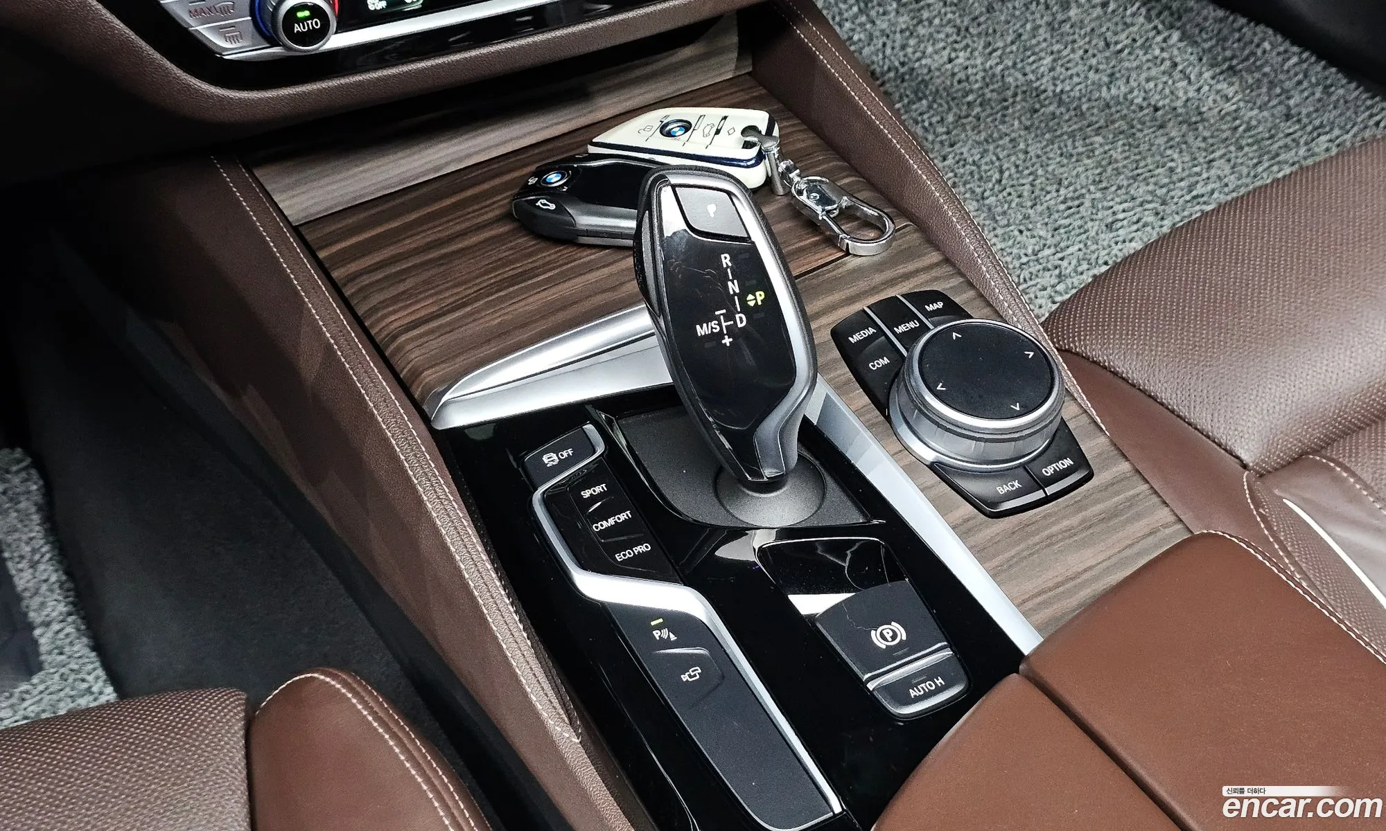 BMW 5 Series 2019 WBAJR5106LCD47938 — 29