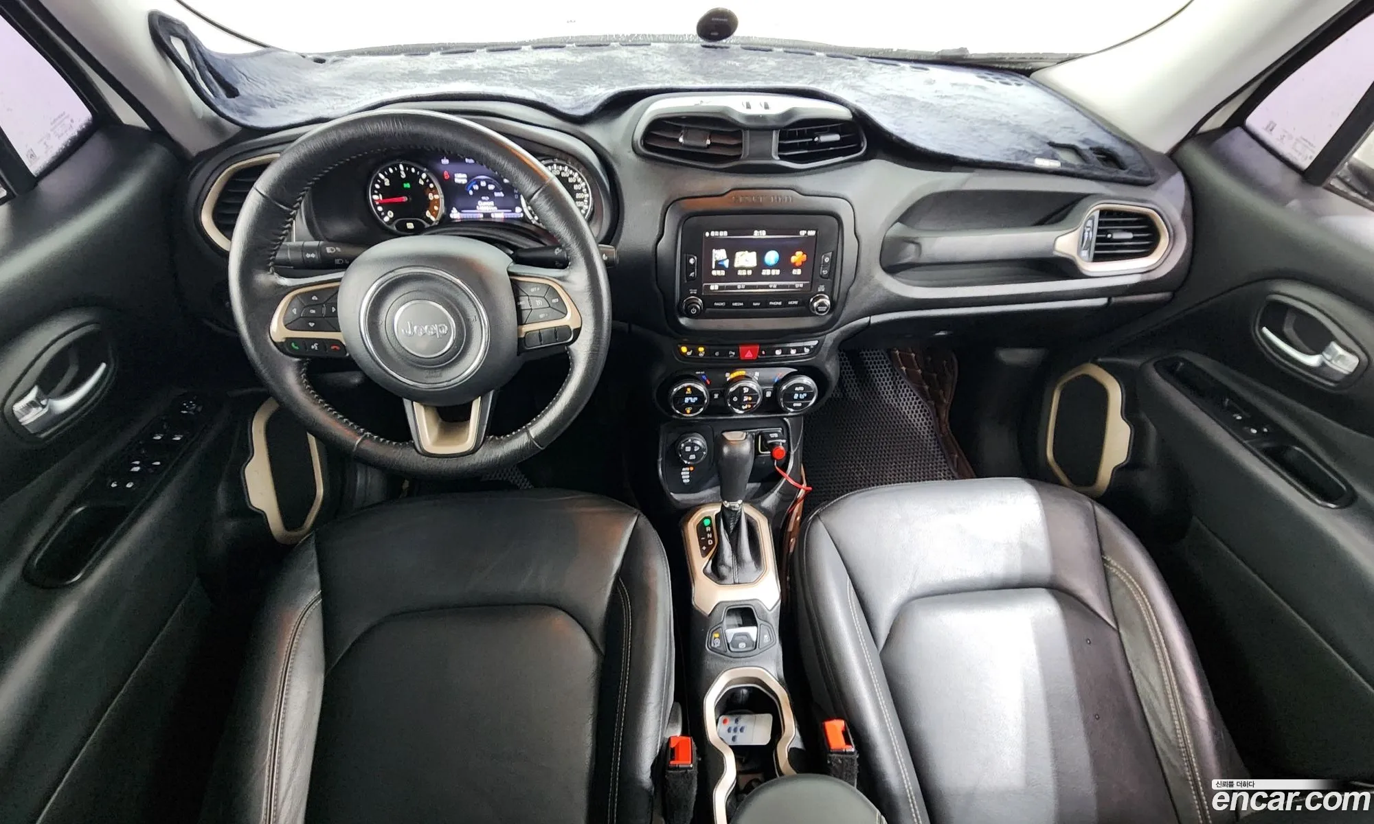 Jeep Renegade 2015 — 11