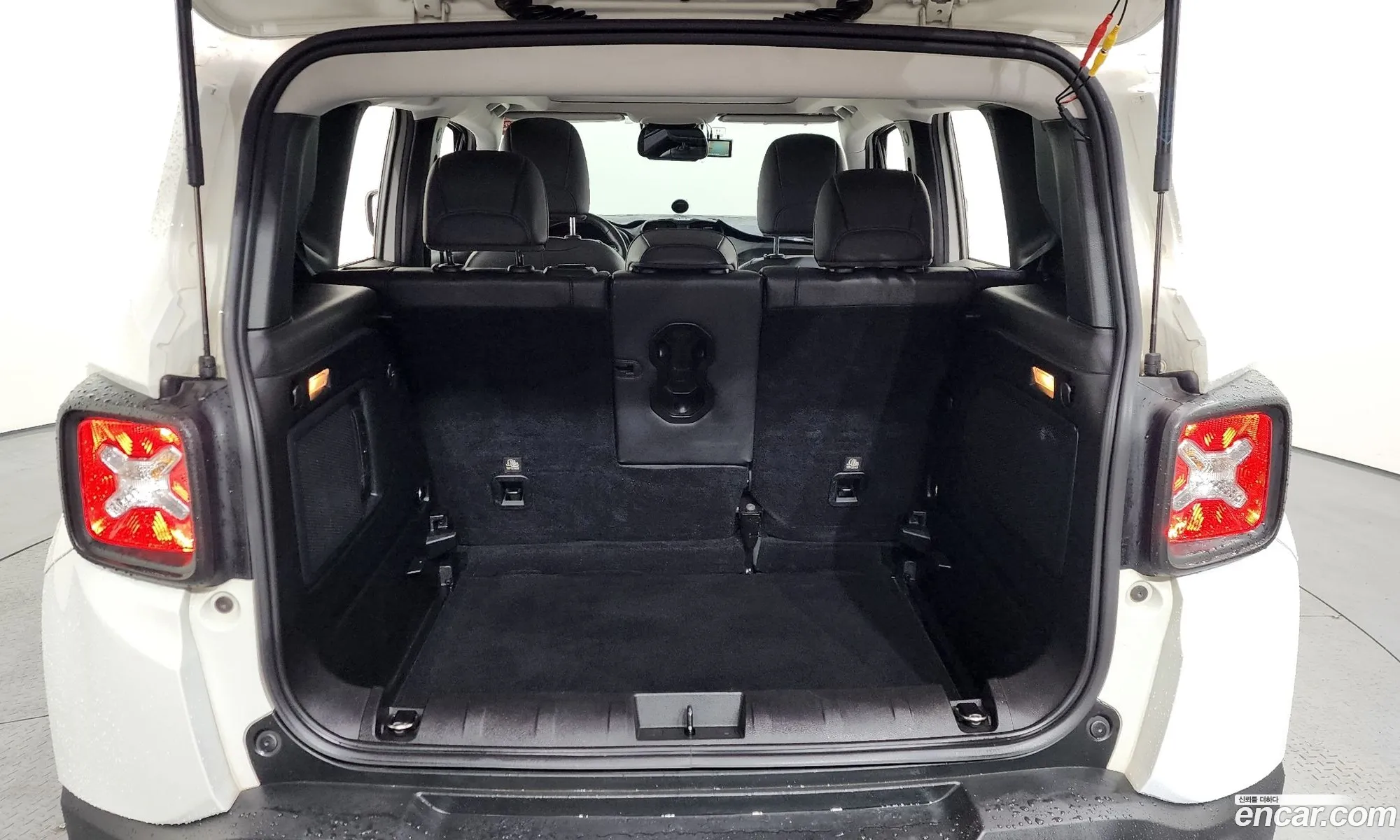 Jeep Renegade 2015 — 19