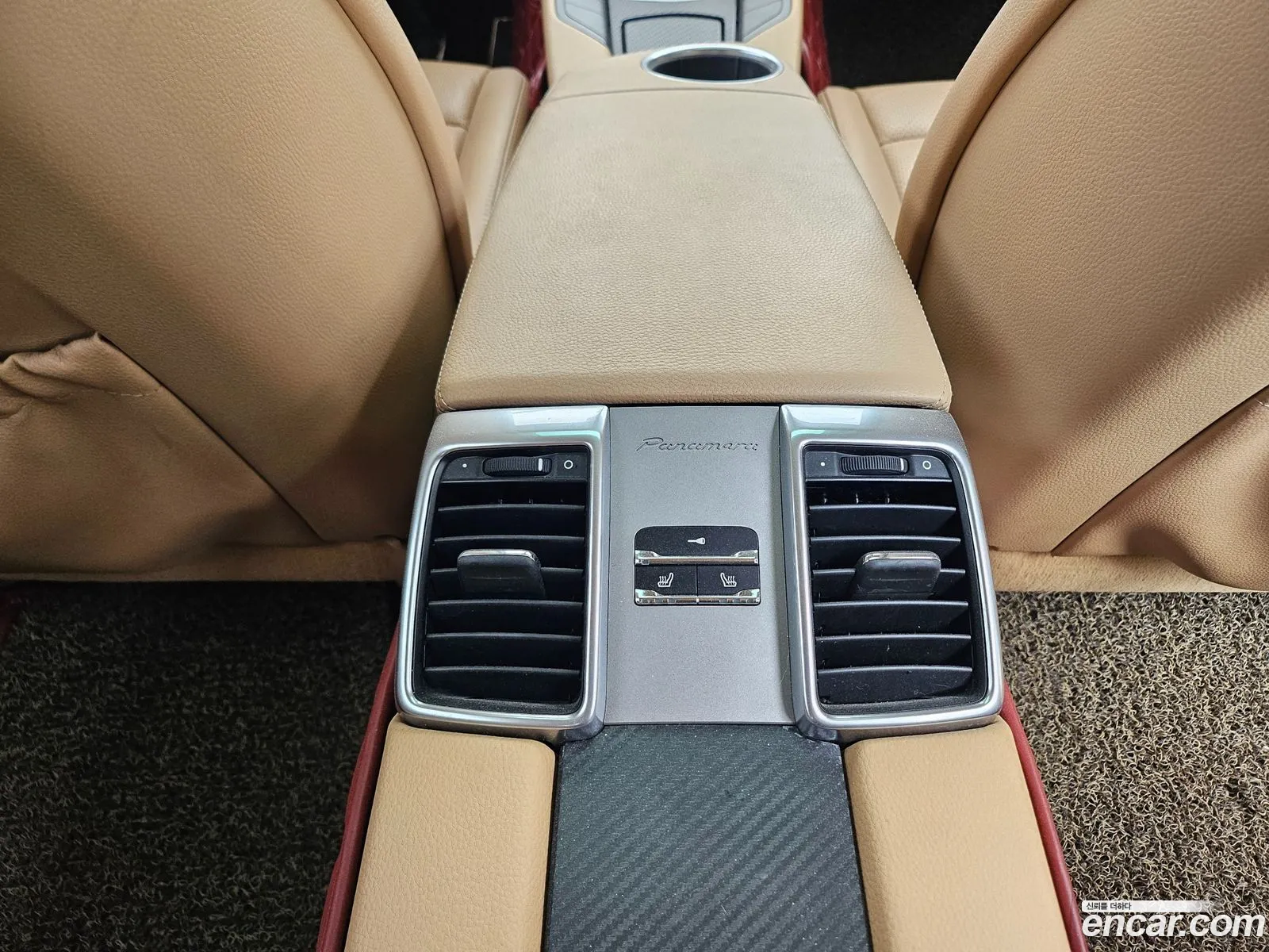 Porsche Panamera 2011 — 3