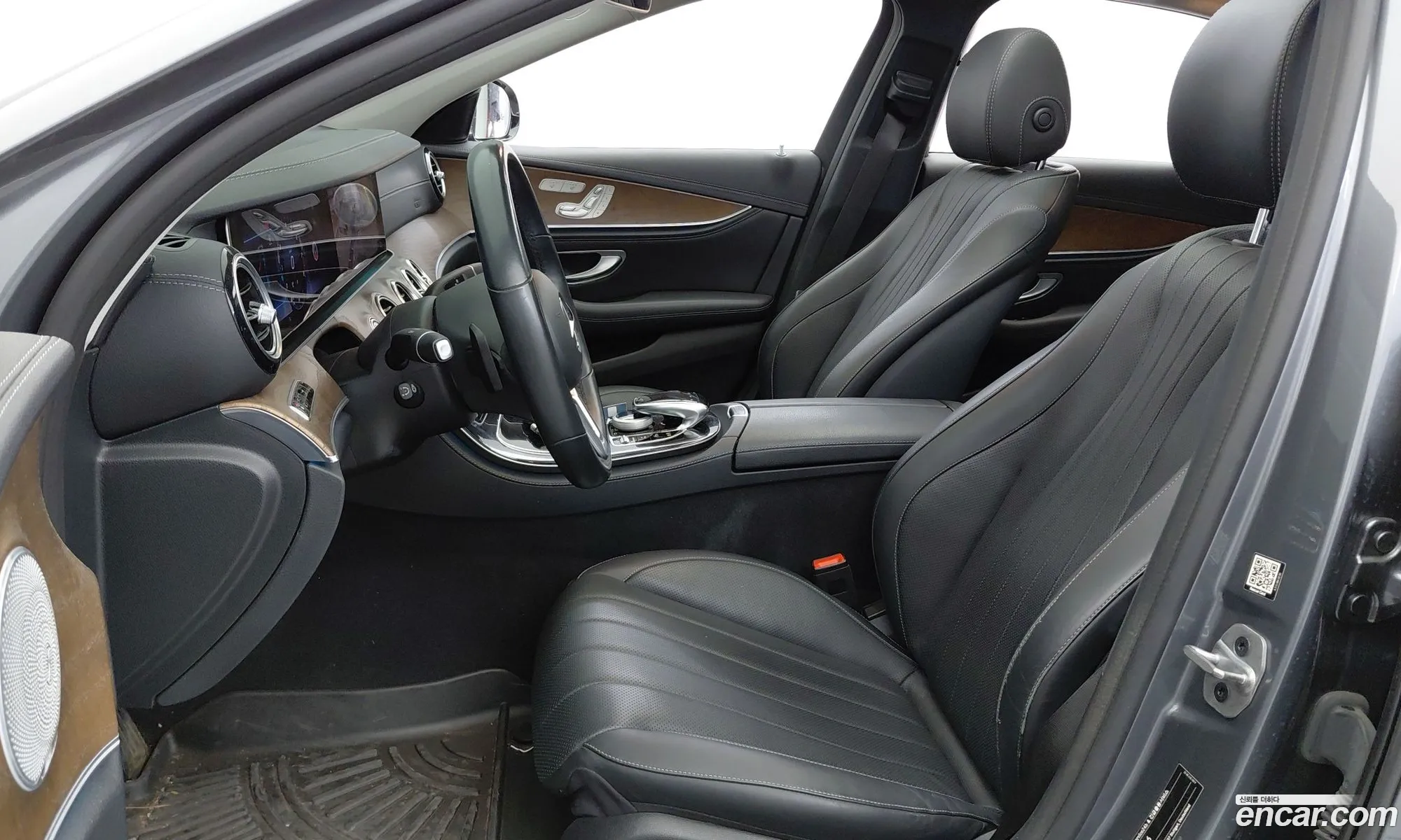 Mercedes-Benz E-Class W213 2019 — 15