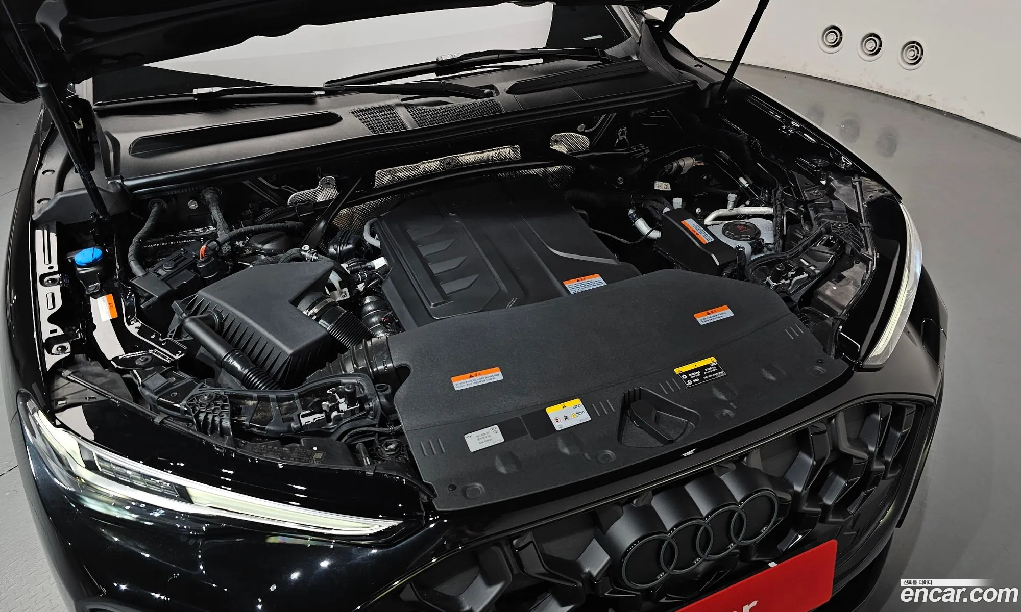 Audi Q5 2025 WAUZZZGU2S2143840 — 30