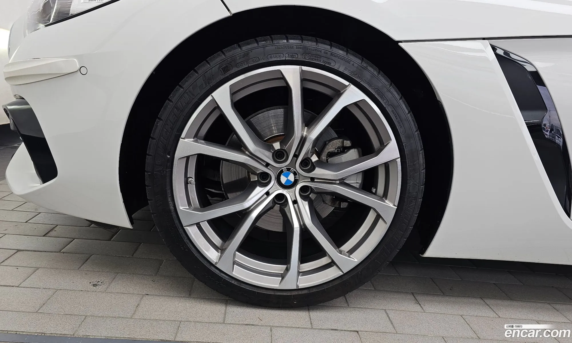 BMW Z4 2022 WBAHF7100NWX44157 — 29