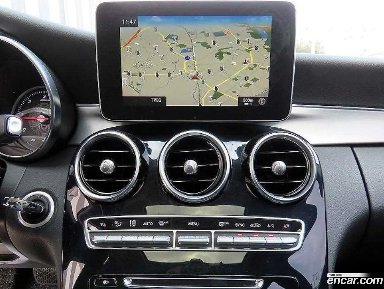 Mercedes-Benz C-Class W205 2016 — 13