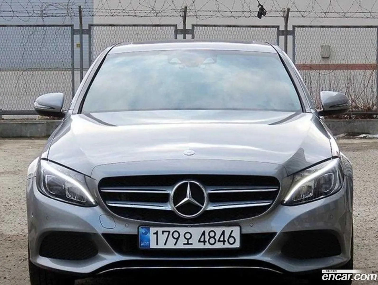 Mercedes-Benz C-Class W205 2016 — 19