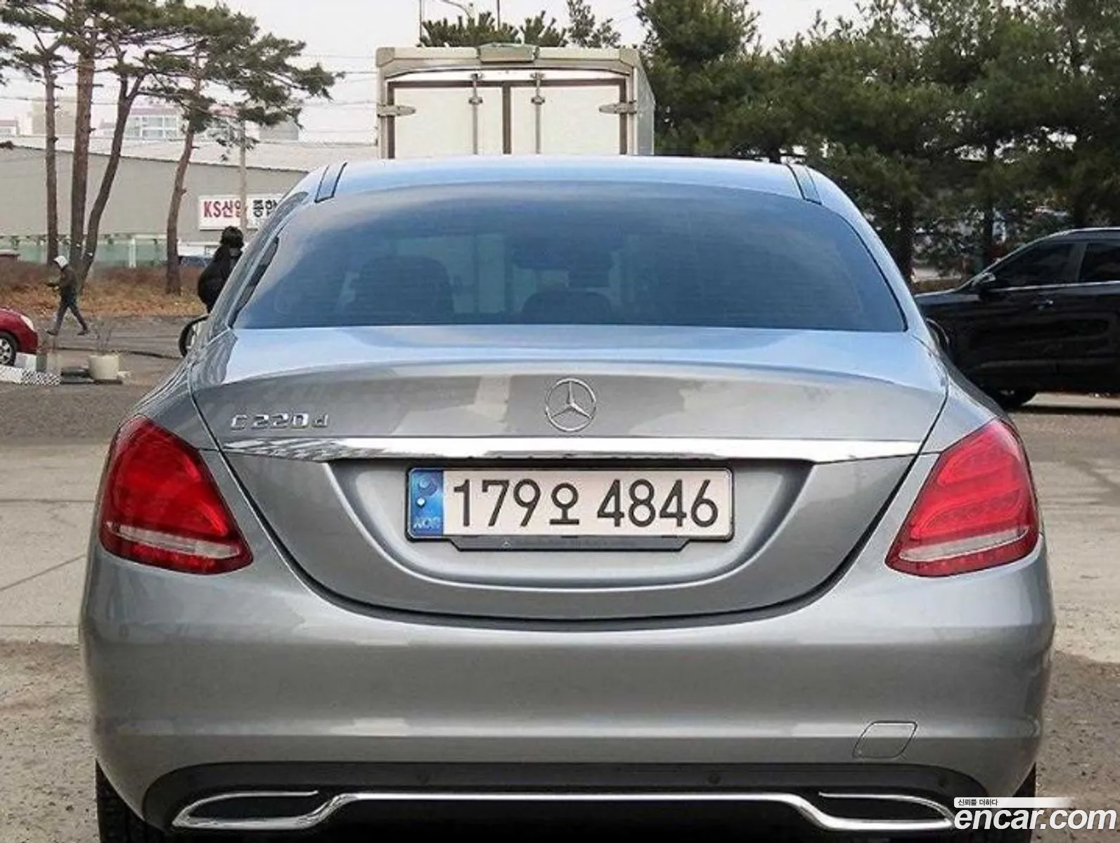 Mercedes-Benz C-Class W205 2016 — 15