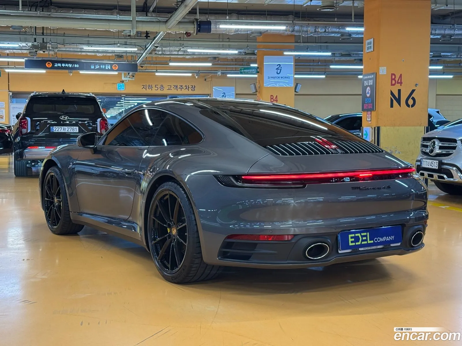 Porsche 911 2020 — 20