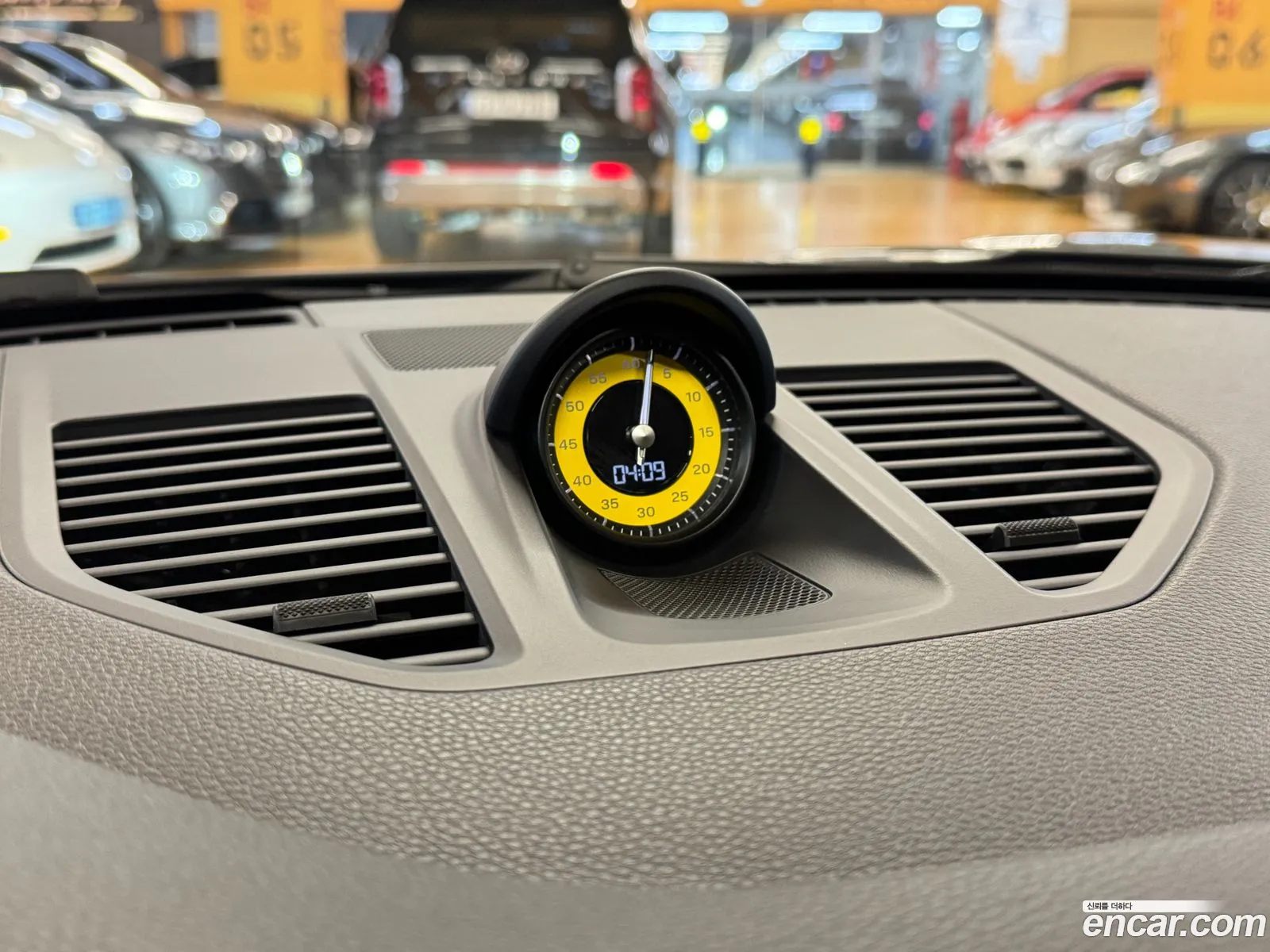 Porsche 911 2020 — 4