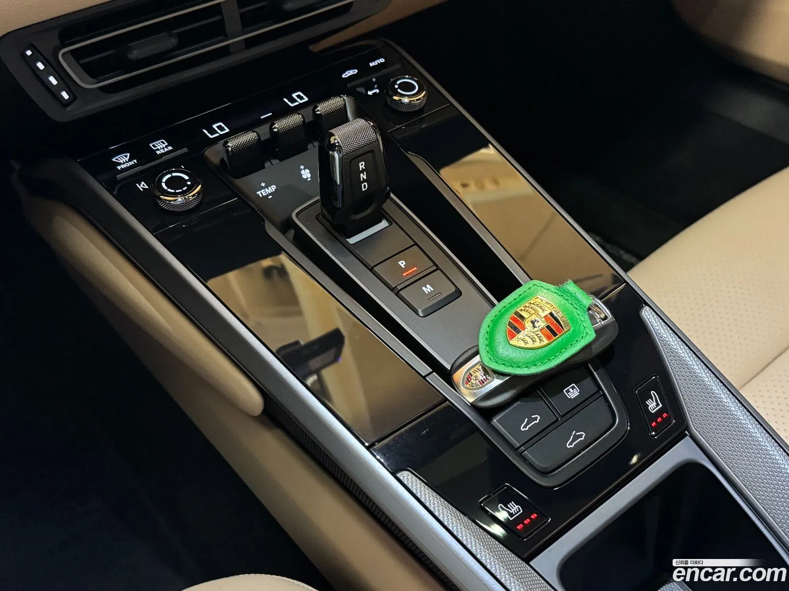 Porsche 911 2020 — 16