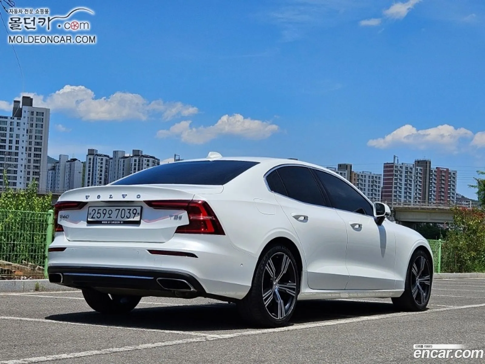 Volvo S60 2019 — 10