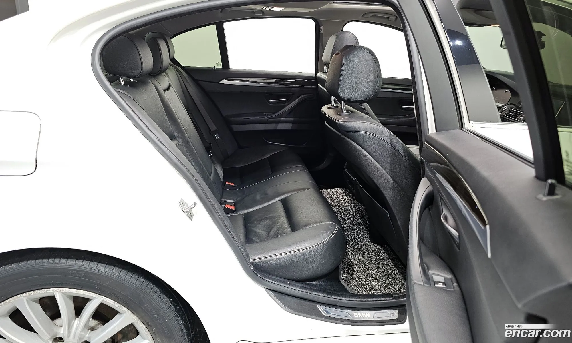 BMW 5 Series 2013 WBA5B910XED564545 — 20