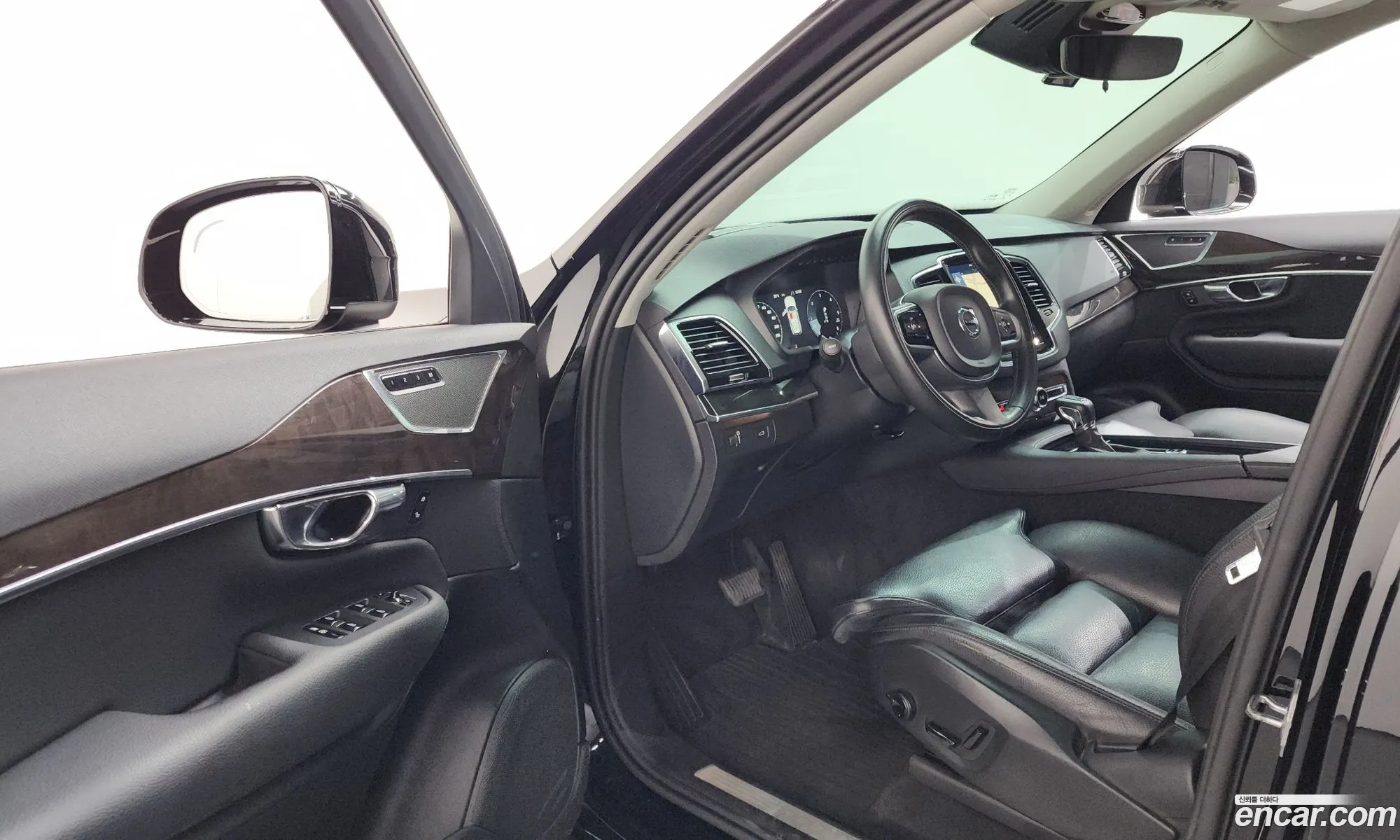 Volvo XC90 2017 — 20