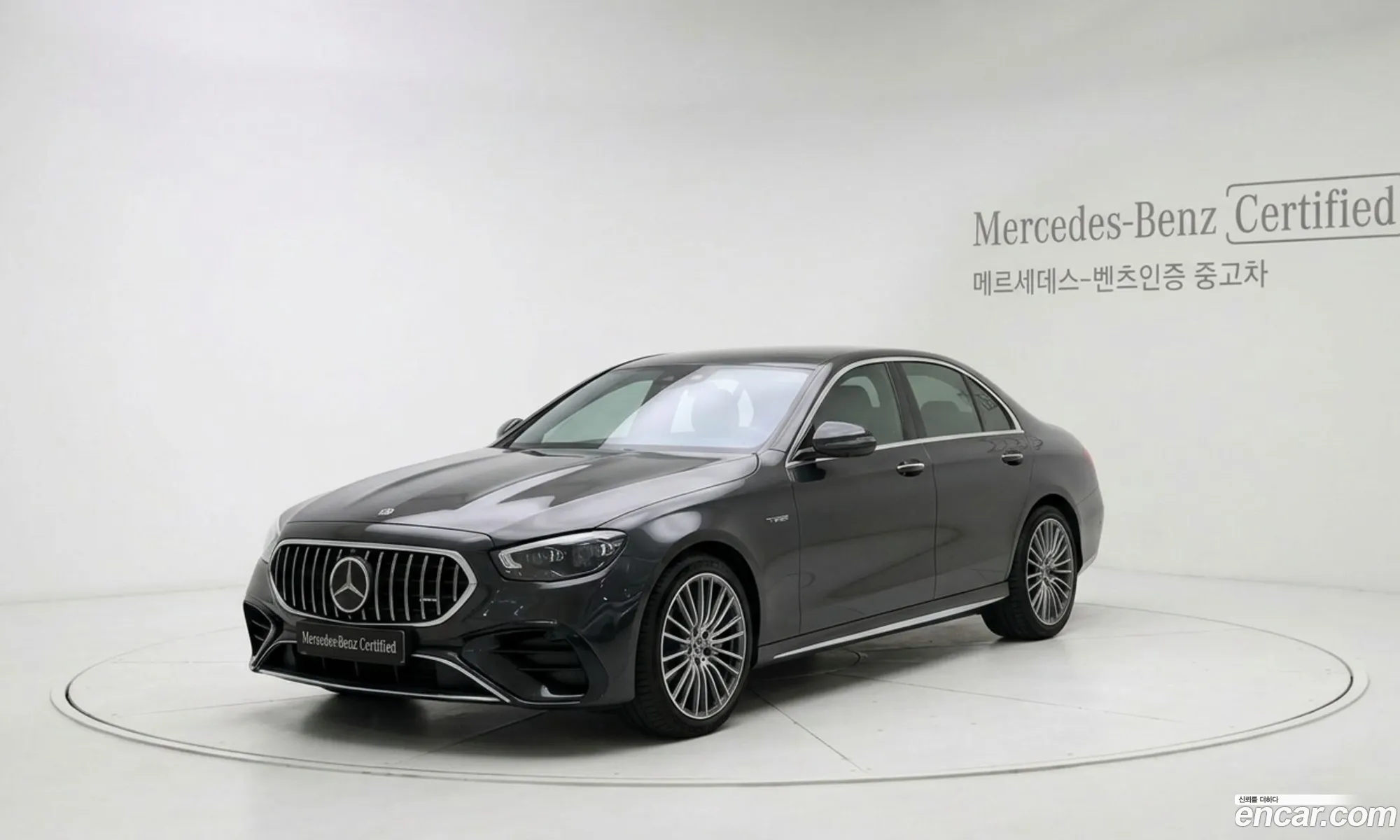 Mercedes-Benz E-Class W214 2025 — 10