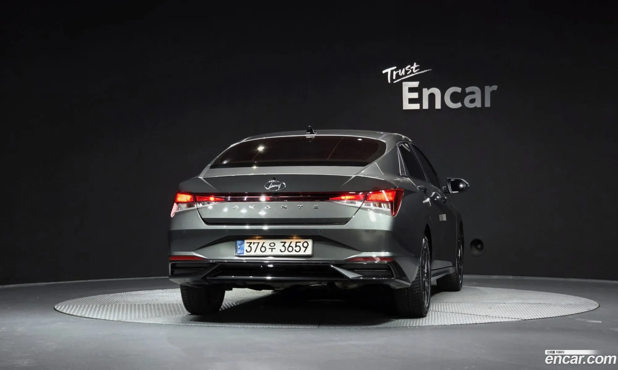 Hyundai Elantra 2021 — 2