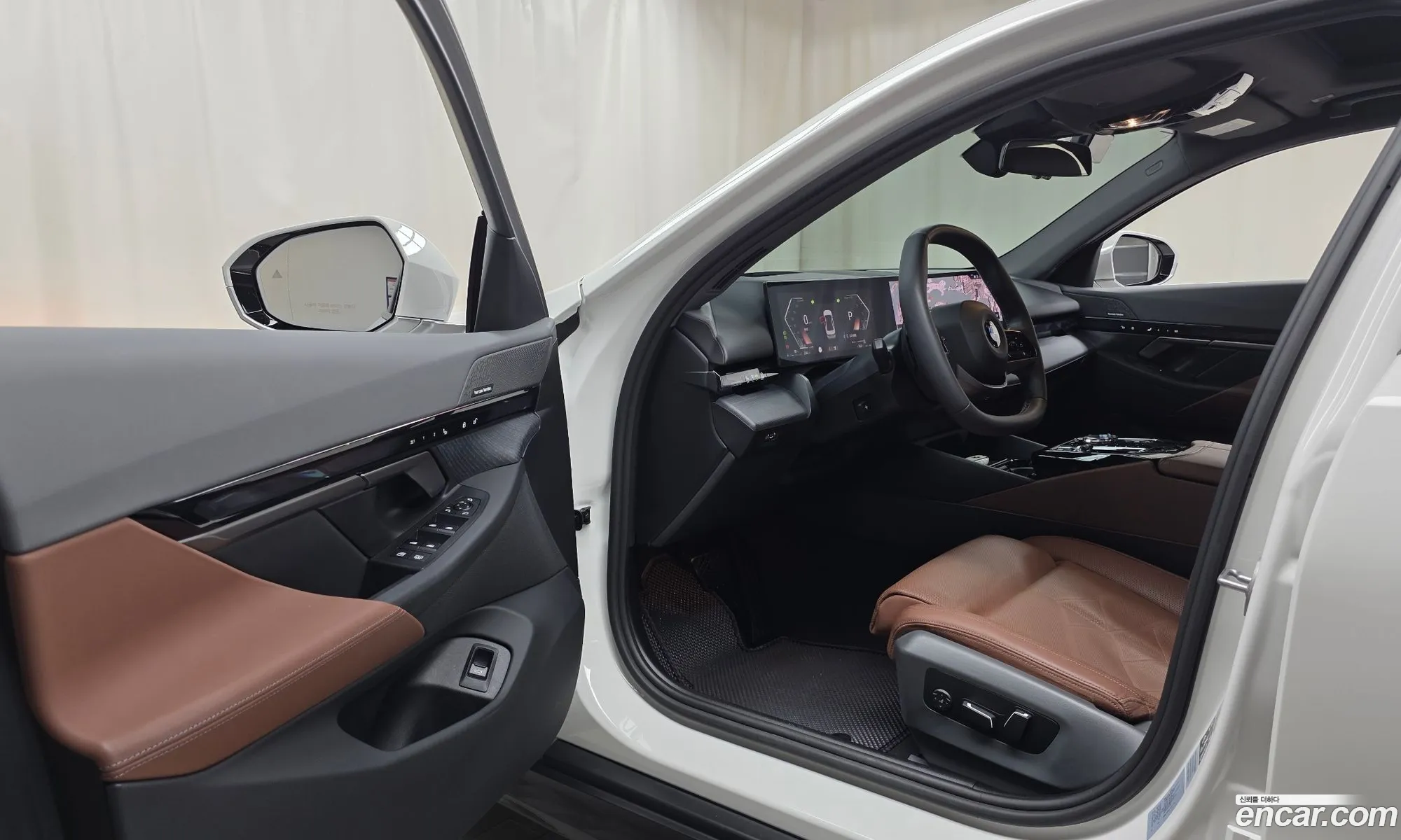 BMW 5 Series 2023 — 15