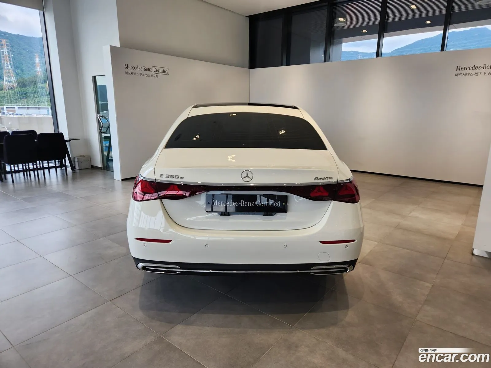 Mercedes-Benz E-Class W214 2025 — 16
