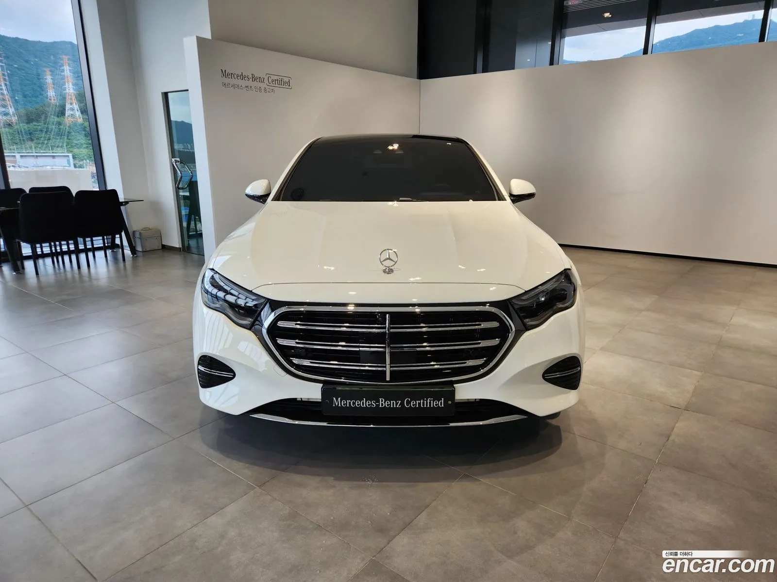 Mercedes-Benz E-Class W214 2025 — 8