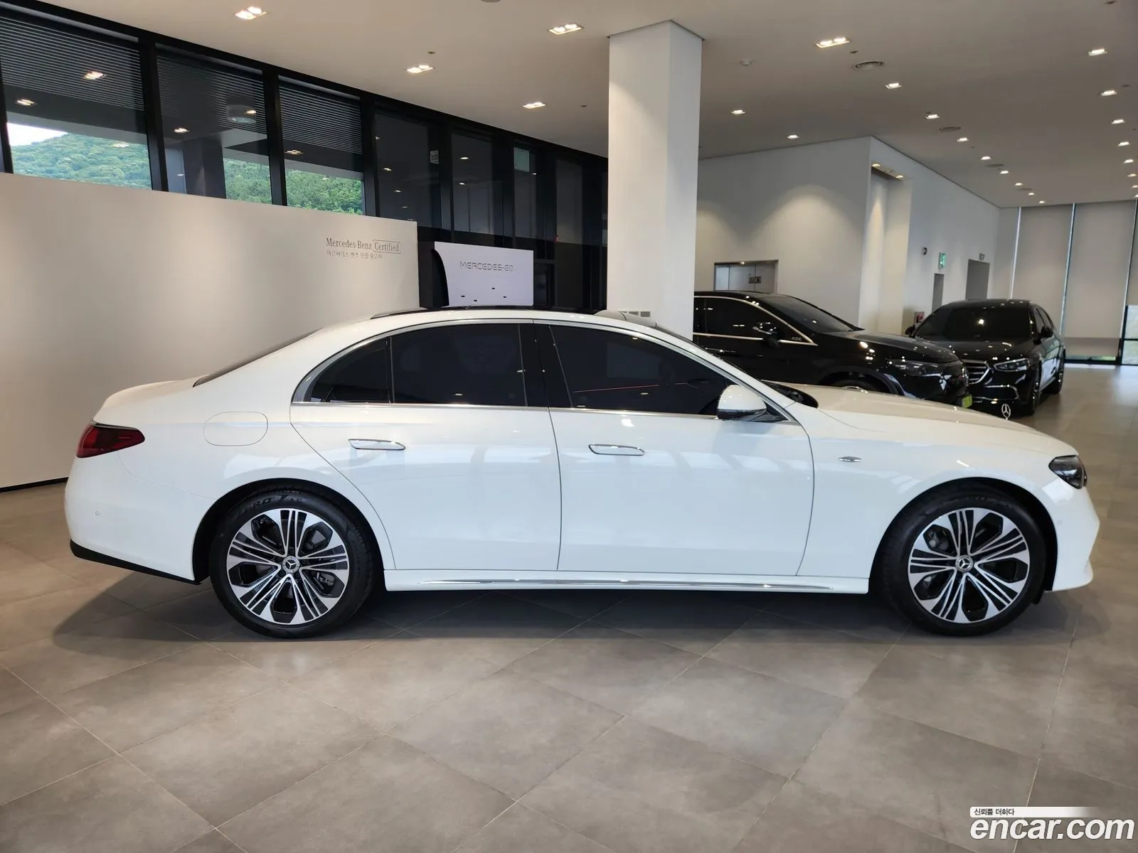 Mercedes-Benz E-Class W214 2025 — 4