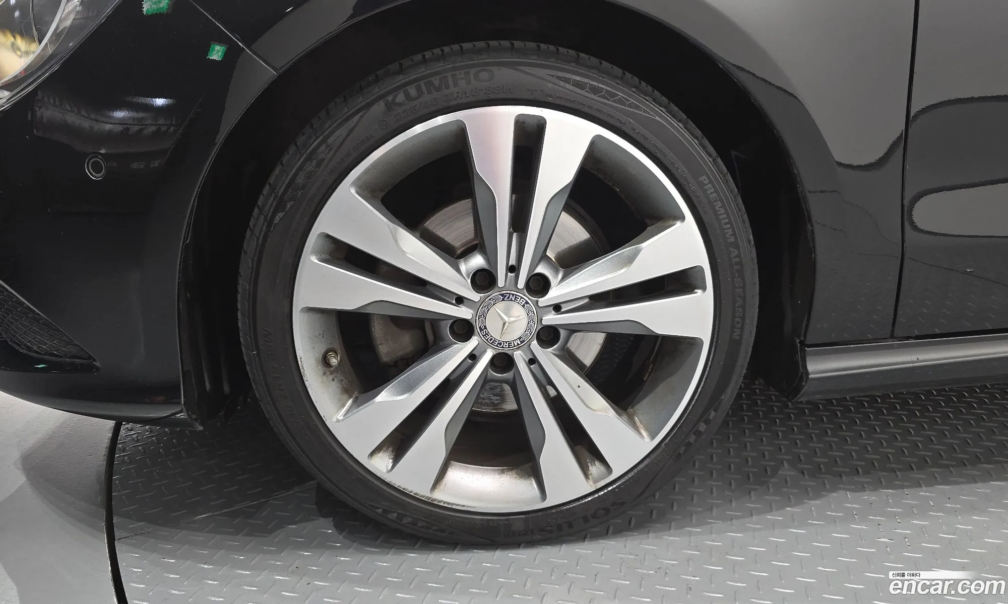 Mercedes-Benz CLA-Class C117 2014 WDDSJ0BB1EN063550 — 14
