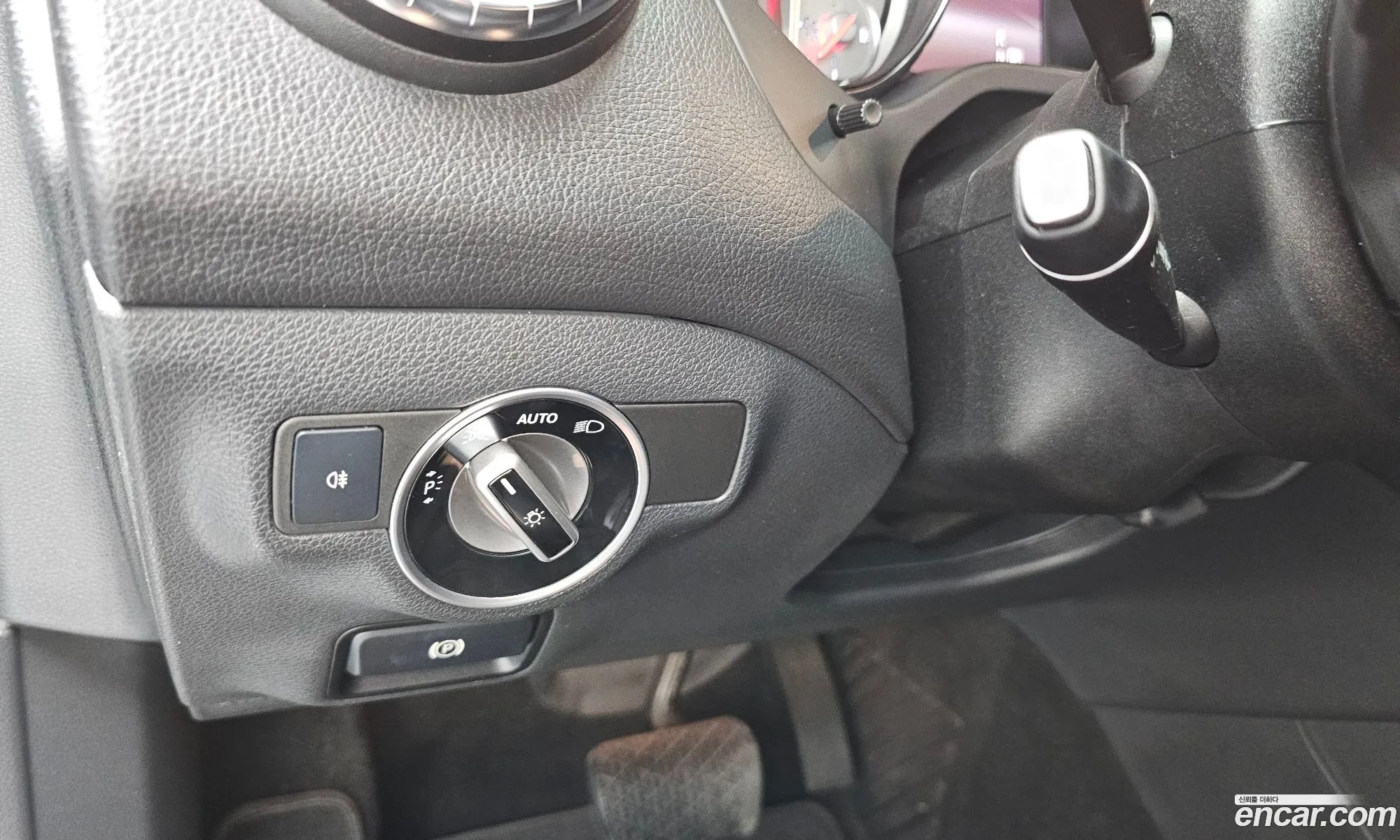 Mercedes-Benz CLA-Class C117 2014 WDDSJ0BB1EN063550 — 18