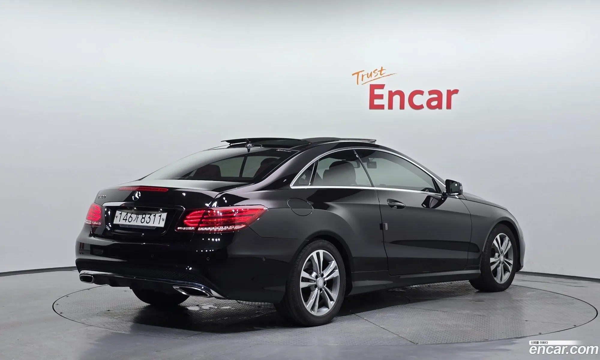 Mercedes-Benz E-Class W212 2015 — 16