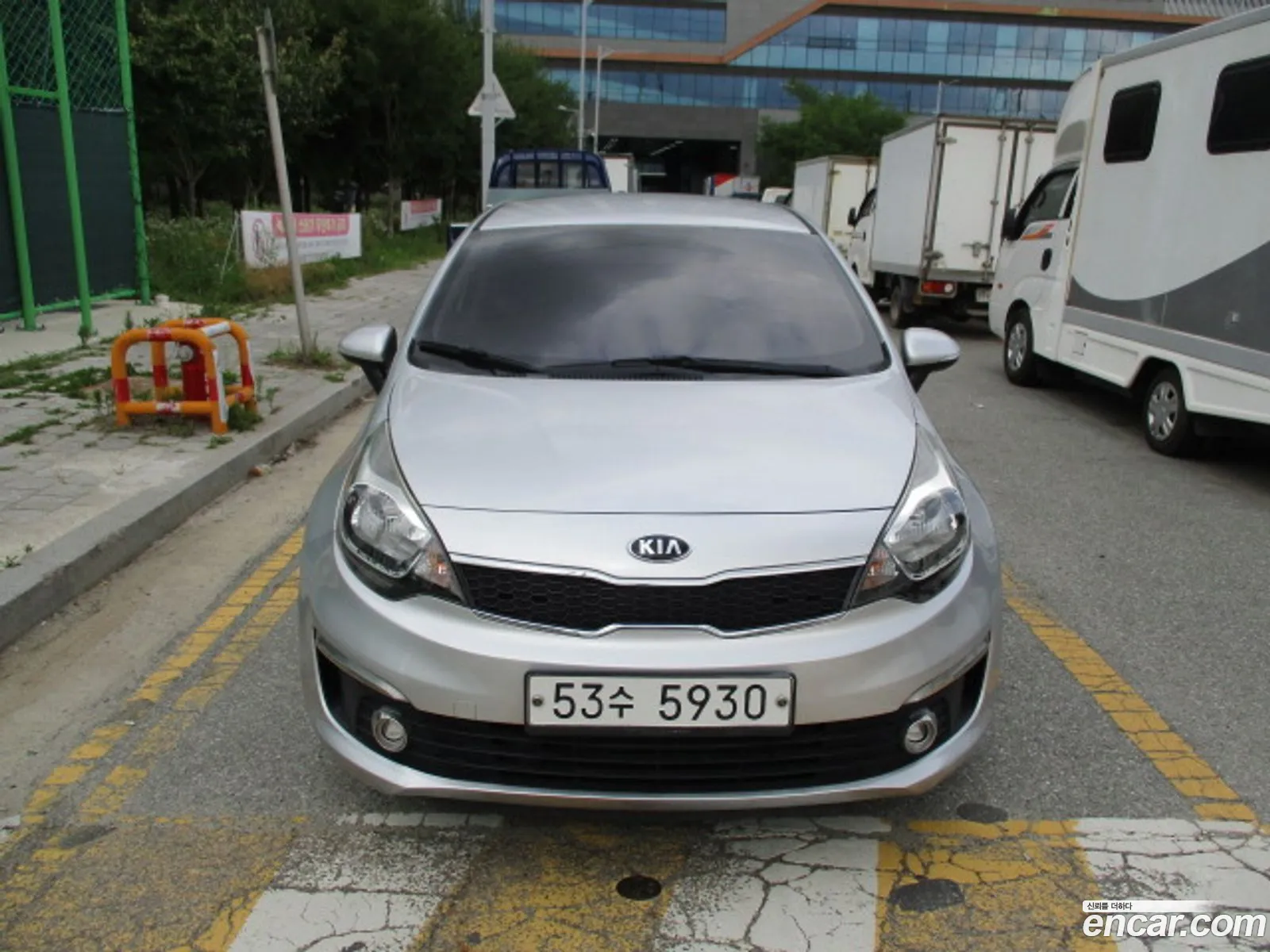 Kia Pride 2015 — 4