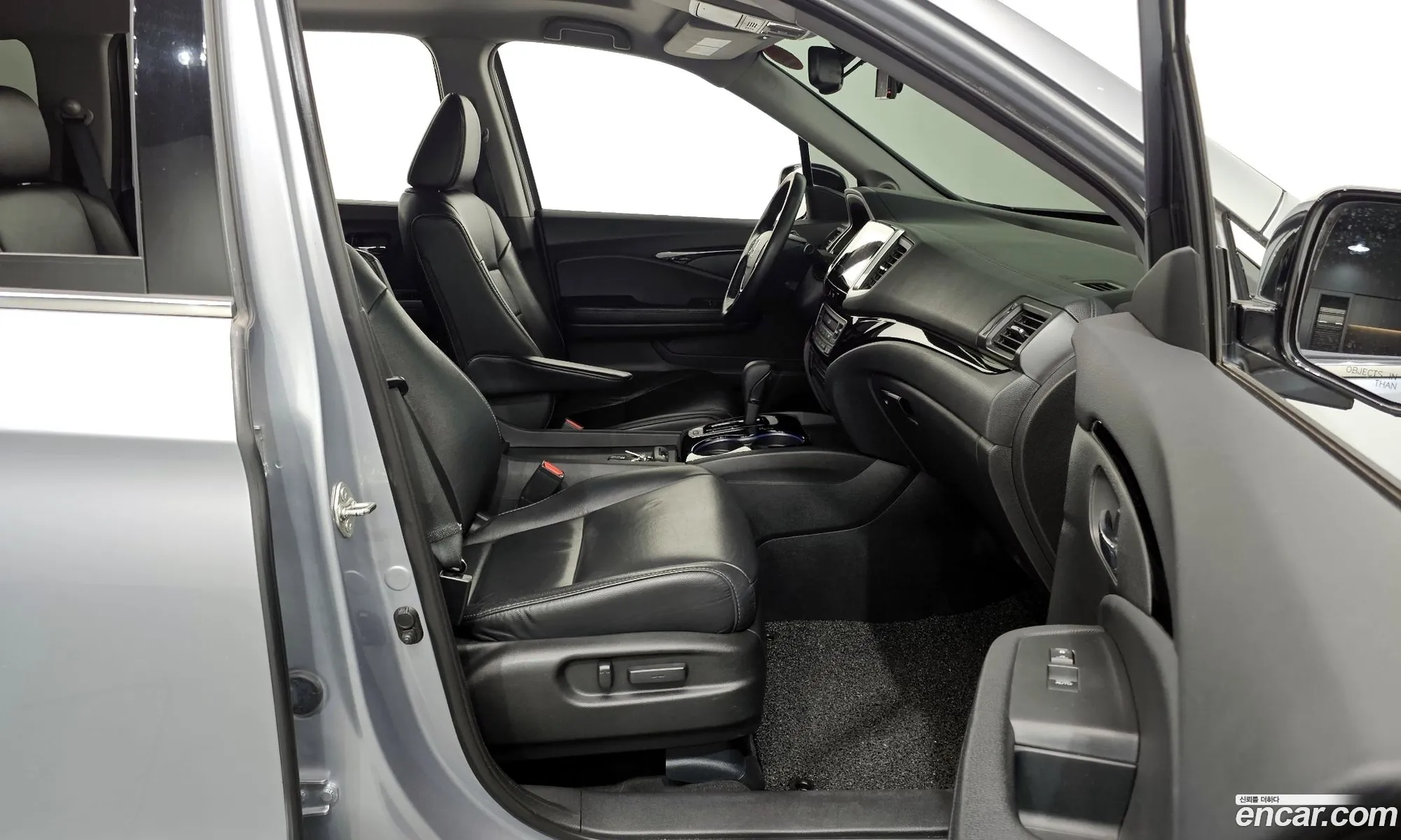 Honda Pilot 2018 5FNYF6850JB200223 — 2