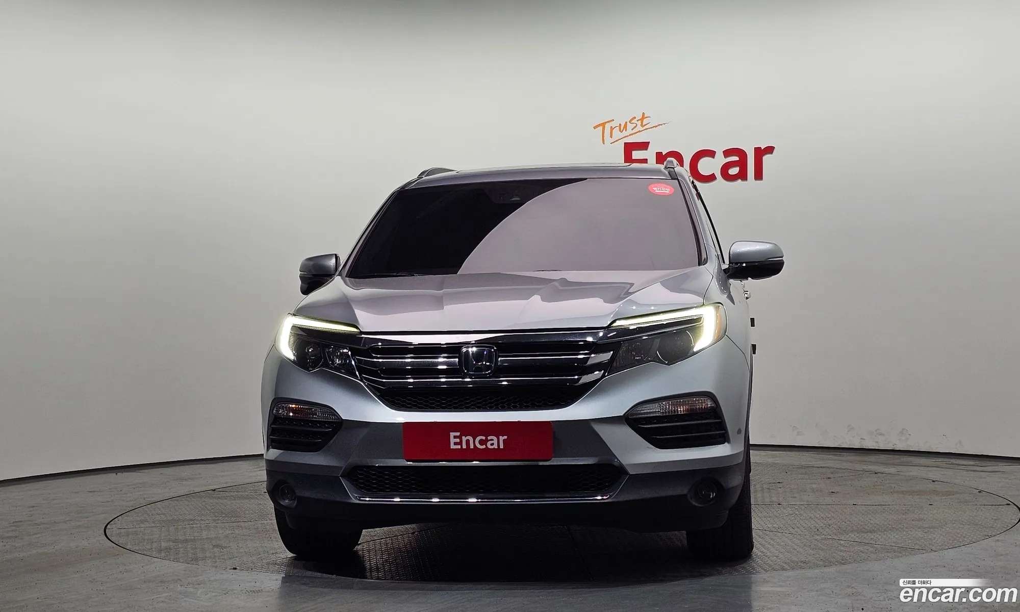 Honda Pilot 2018 5FNYF6850JB200223 — 10