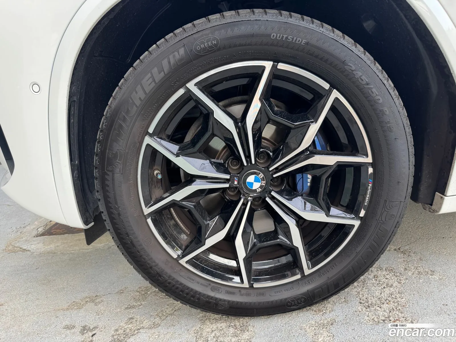 BMW X4 2023 — 10