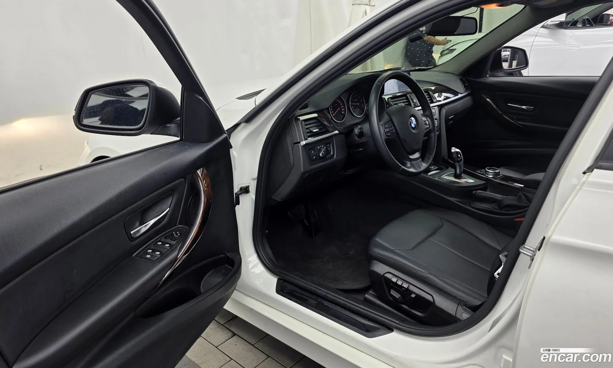 BMW 3 Series 2014 WBA3B1109EK098014 — 3