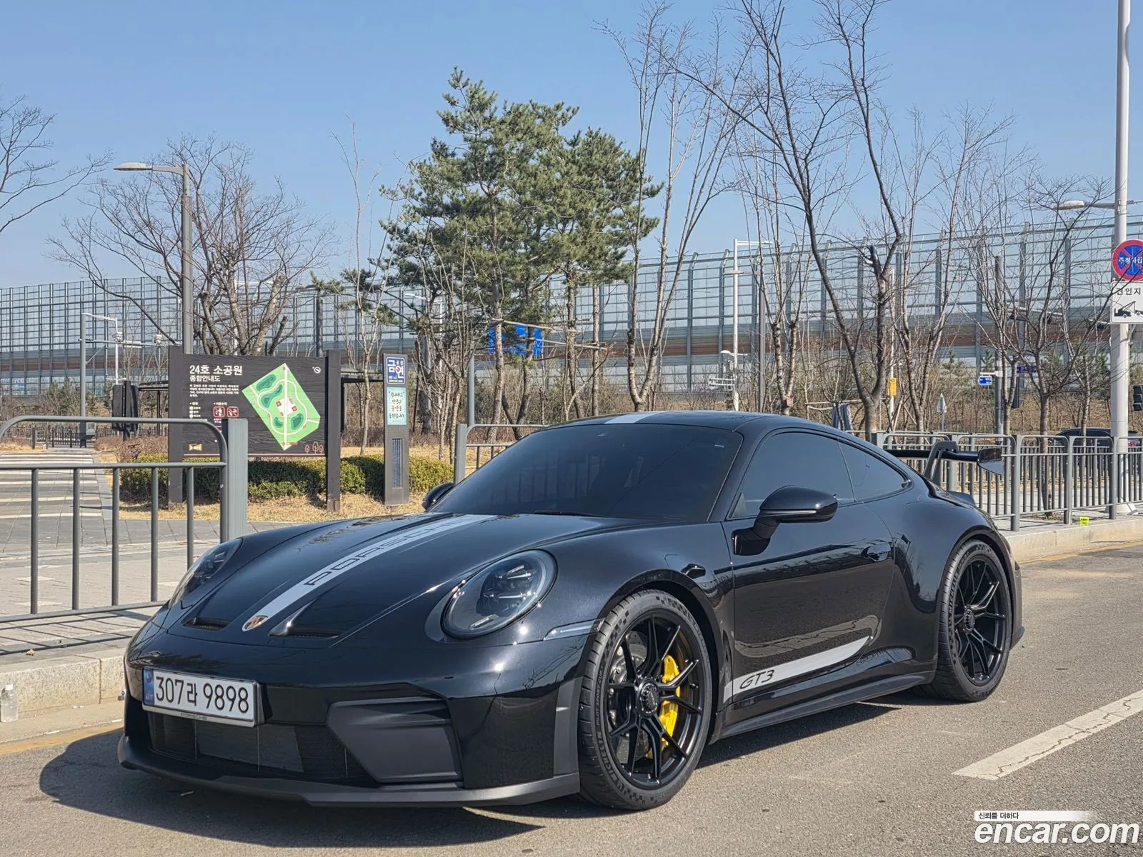 Porsche 911 2026 — 12