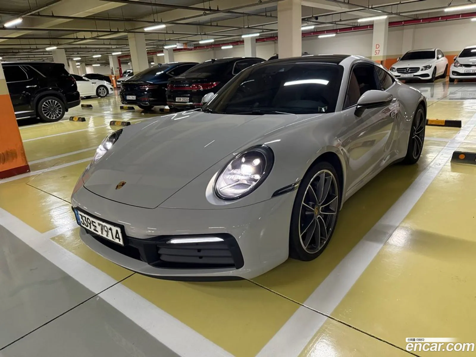 Porsche 911 2020 — 3