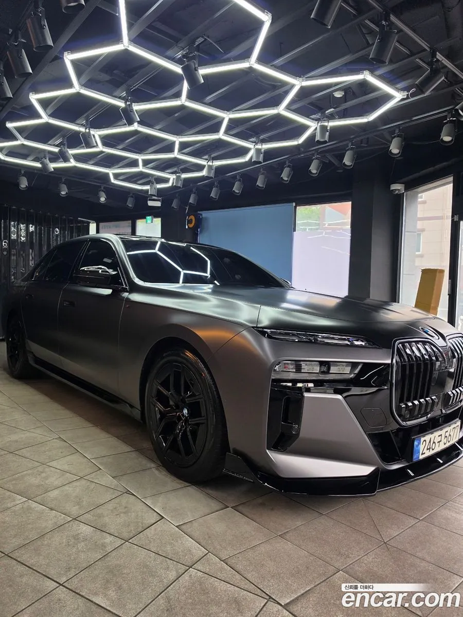 BMW 7 Series 2023 — 15