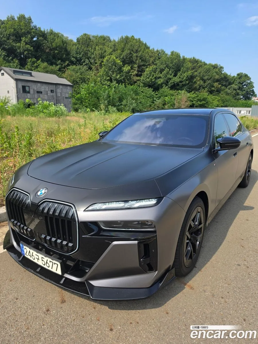 BMW 7 Series 2023 — 19