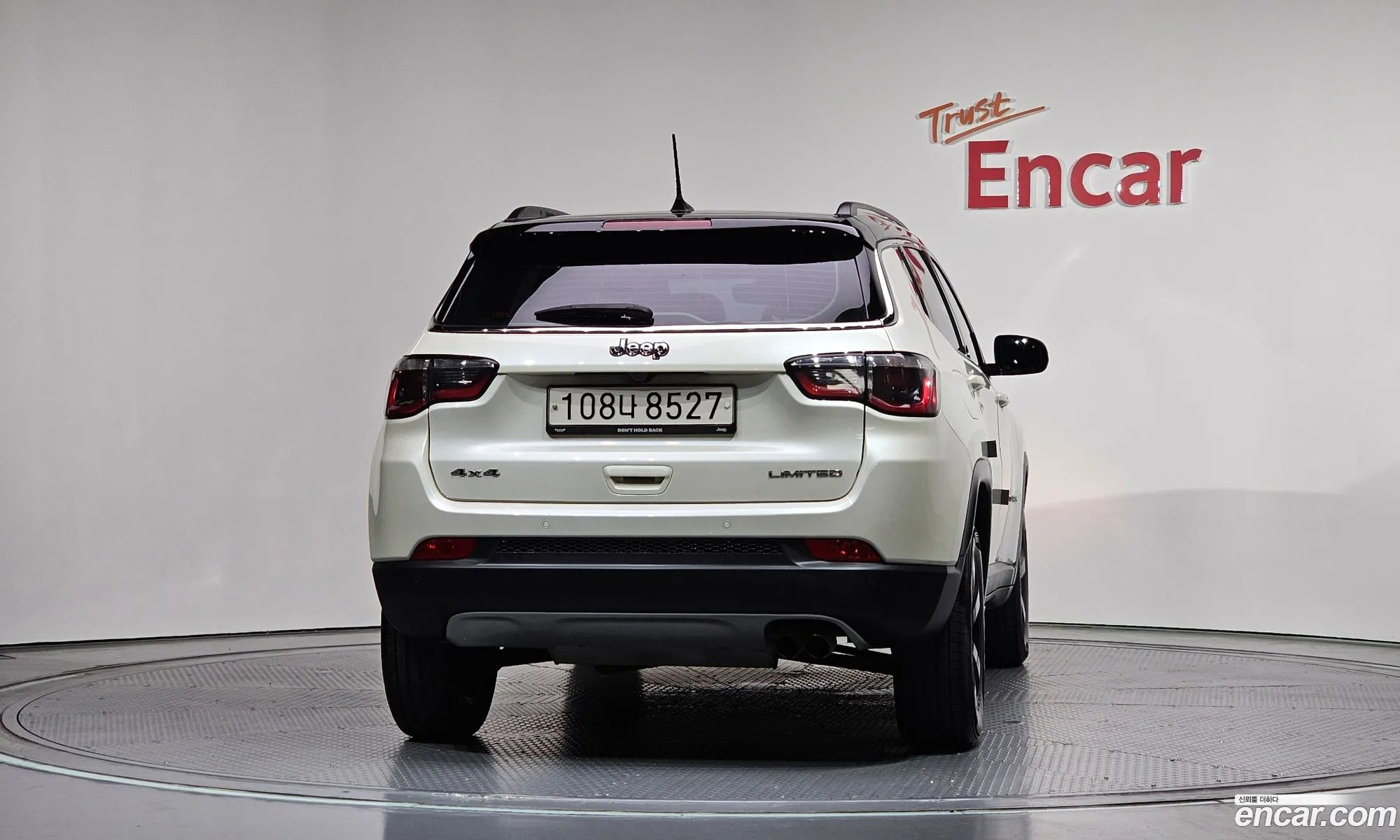Jeep Compass 2019 3C4NJDCB5KT598258 — 4