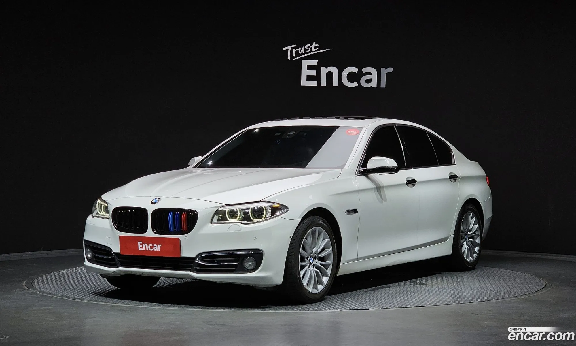 BMW 5 Series 2014 WBA5A7103ED815185 — 4