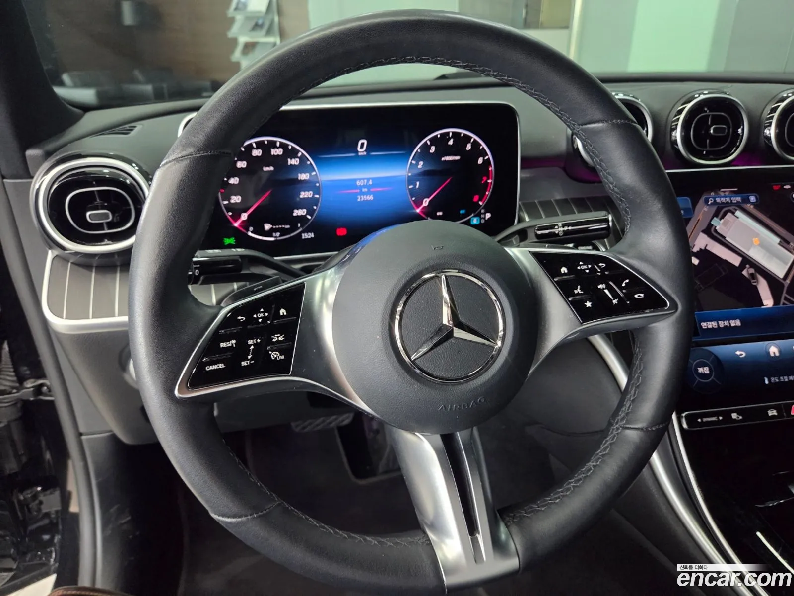 Mercedes-Benz C-Class W206 2024 — 17