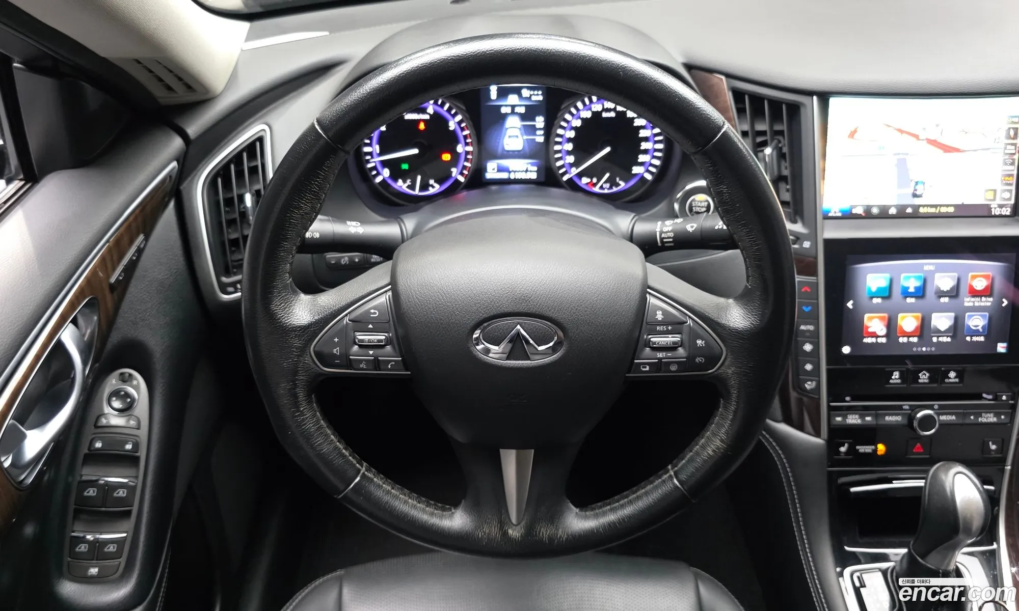 Infiniti Q50 2016 — 19