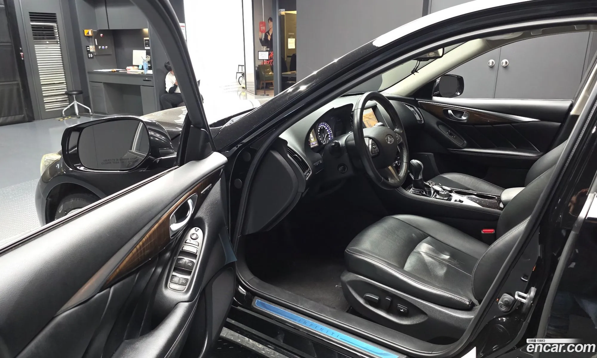 Infiniti Q50 2016 — 9