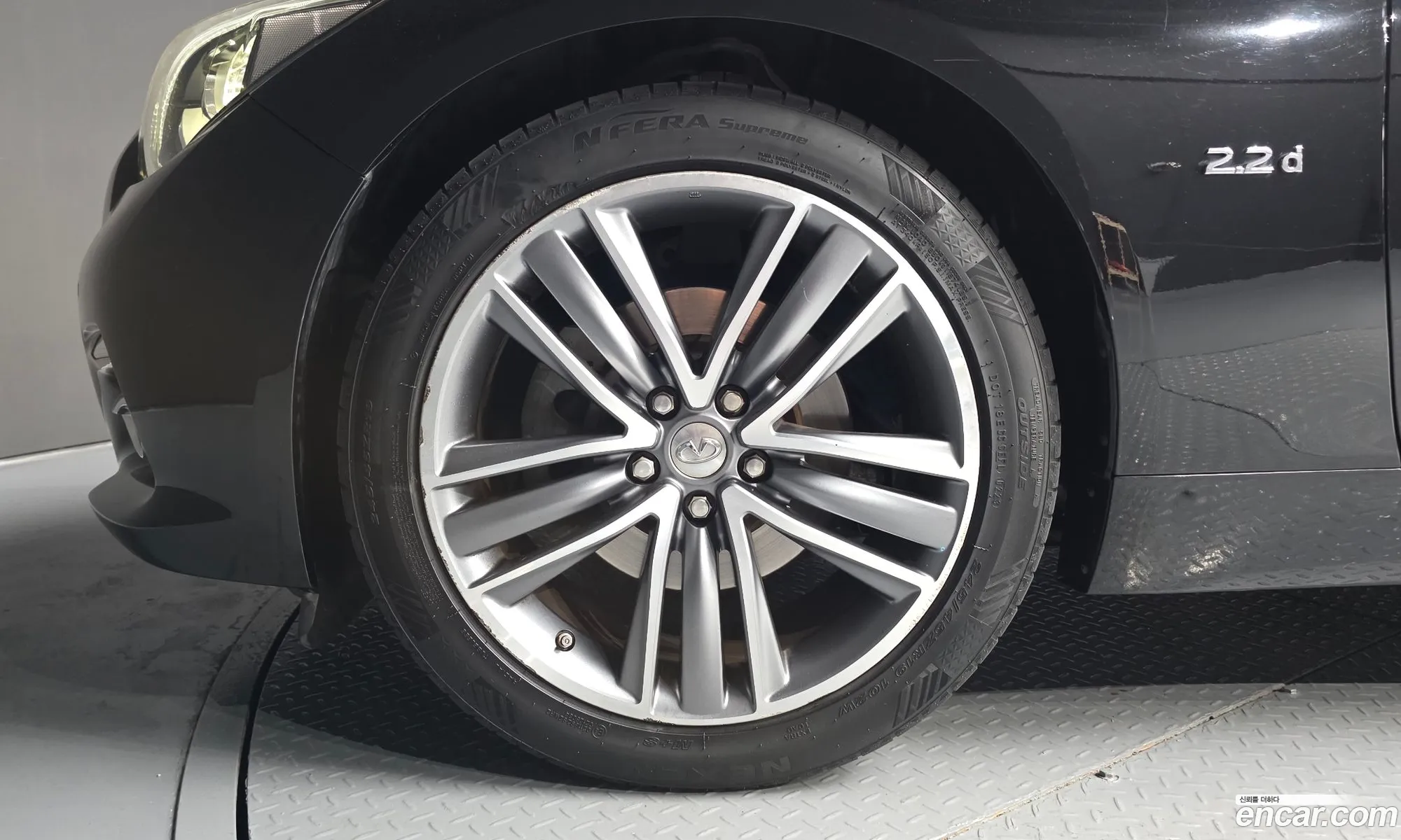 Infiniti Q50 2016 — 11