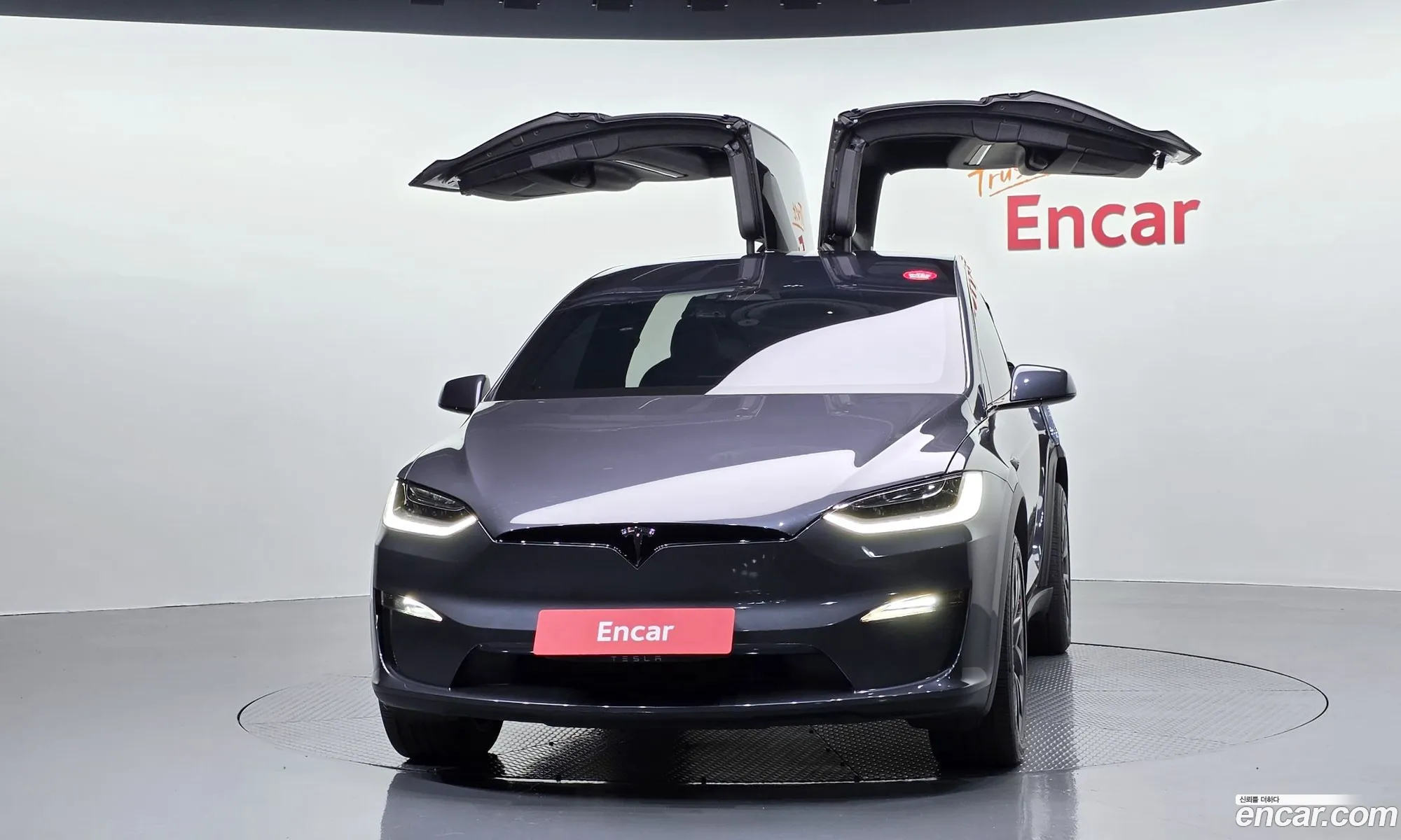 Tesla Model X 2023 — 25