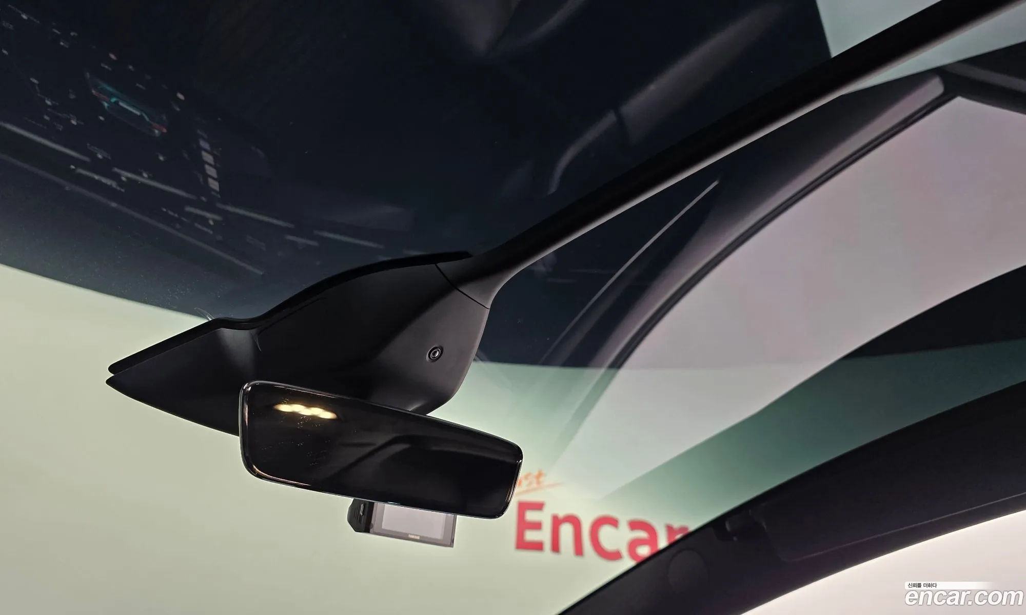 Tesla Model X 2023 — 8