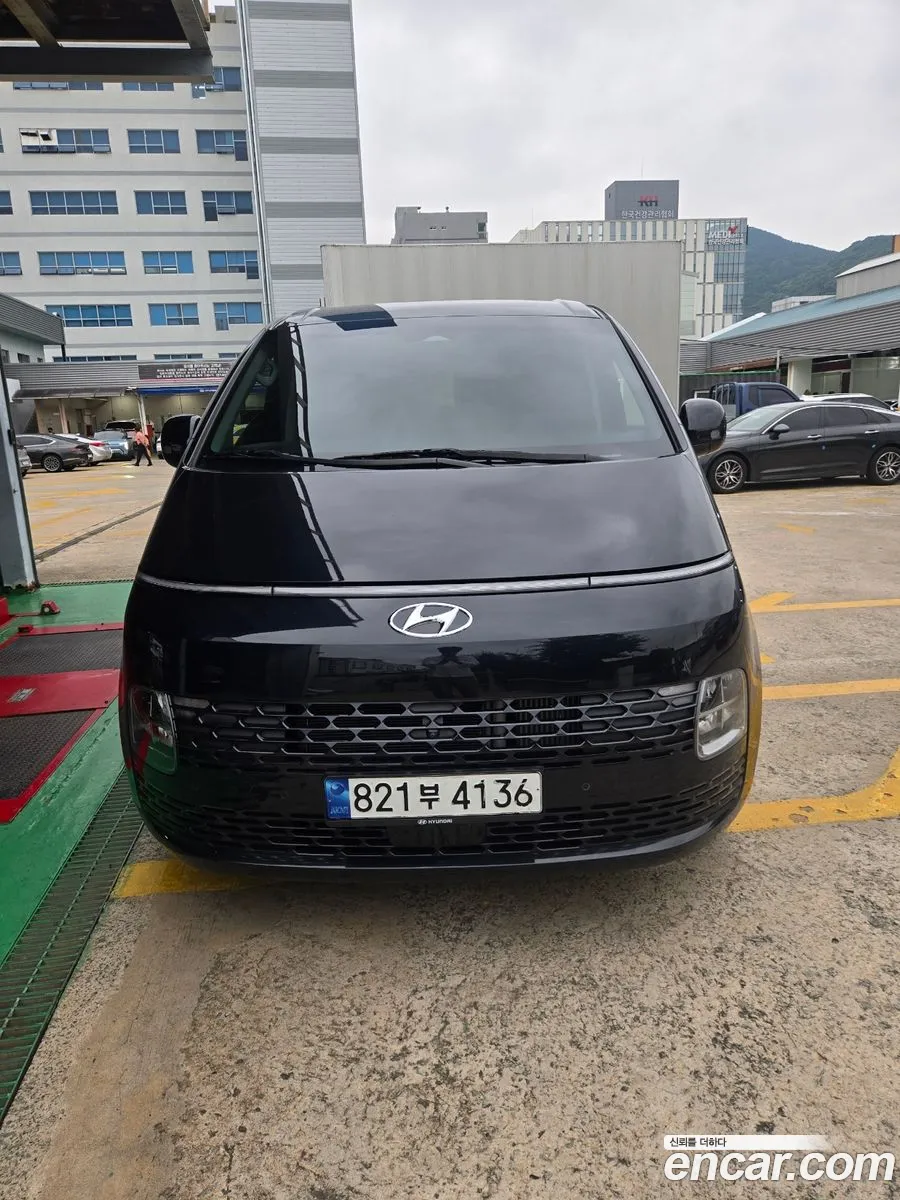 Hyundai Staria 2023 — 4