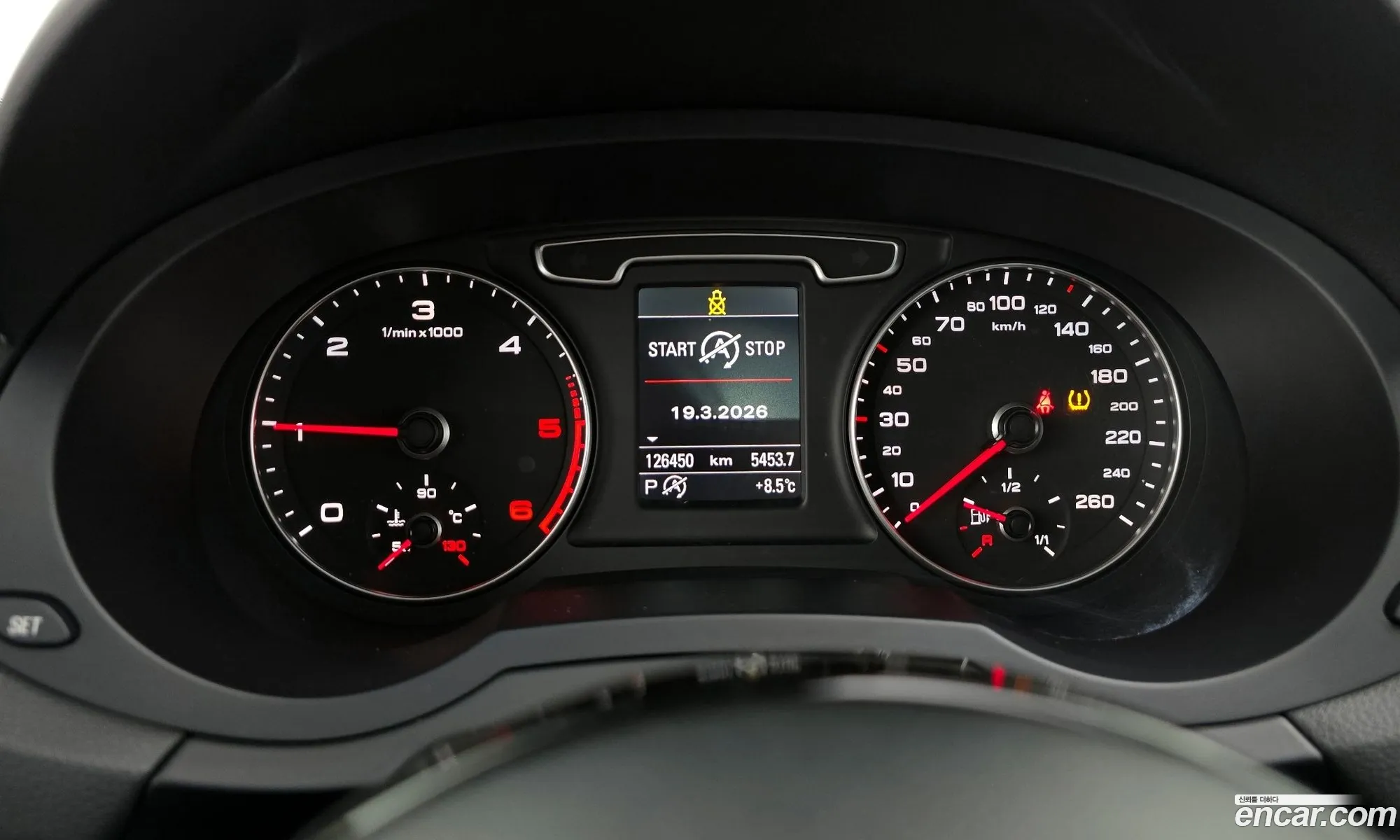 Audi Q3 2014 WAUZZZ8U9ER069570 — 6