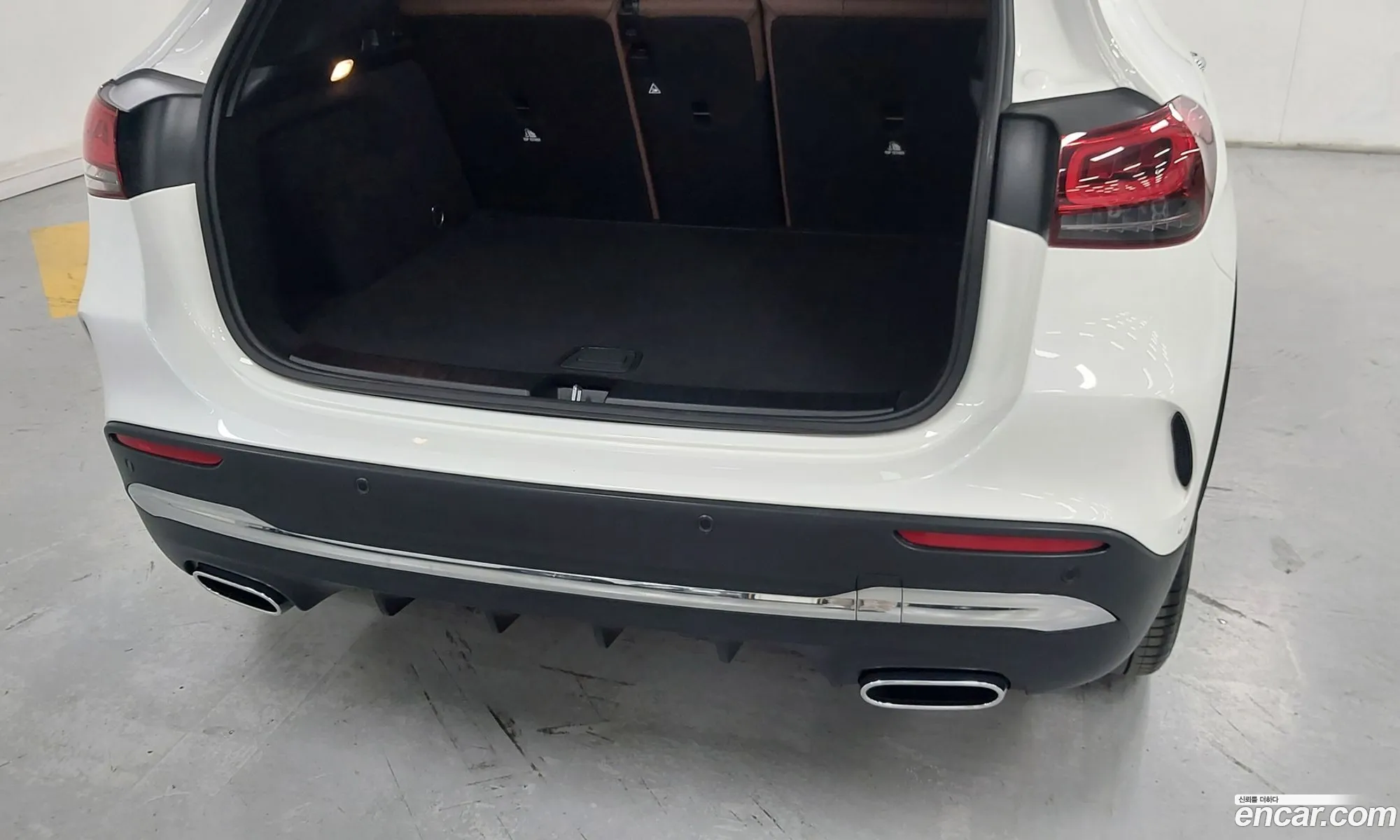 Mercedes-Benz GLA-Class H247 2023 — 13