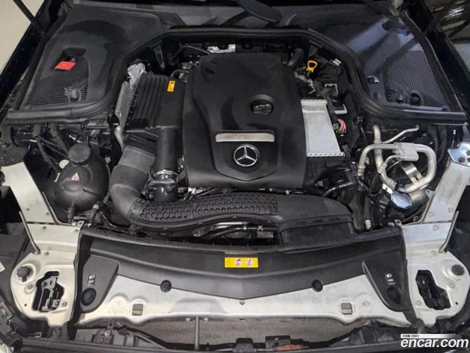 Mercedes-Benz E-Class W213 2018 — 16