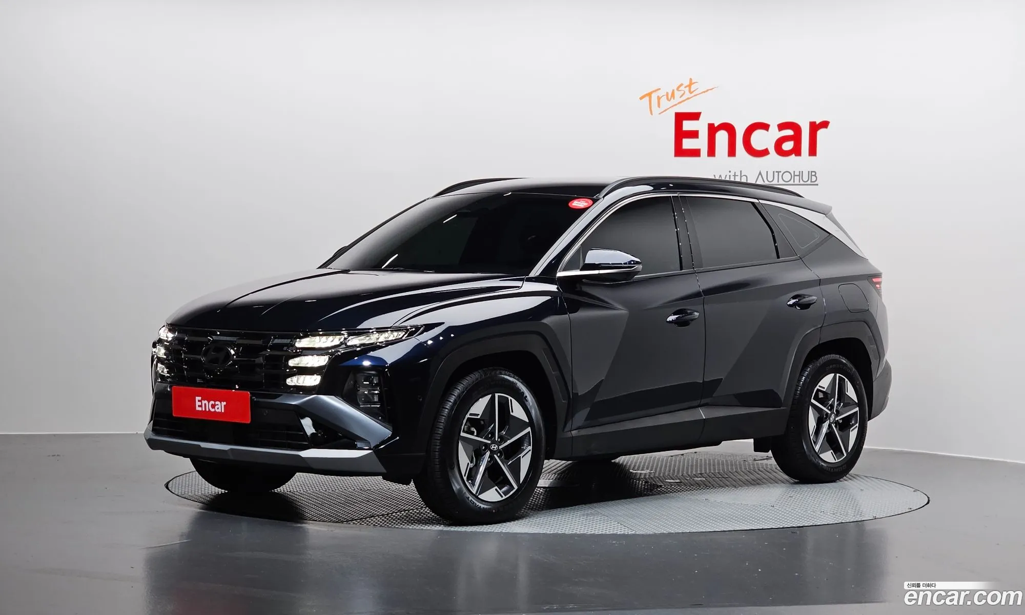 Hyundai Tucson Hybrid 2025 — 3