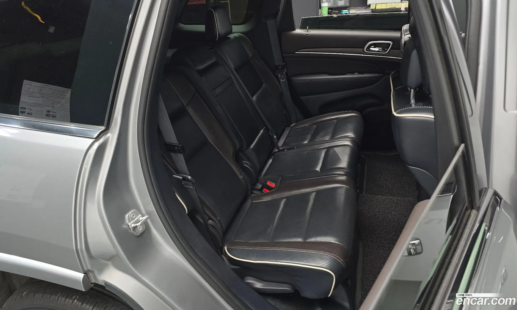 Jeep Grand Cherokee 2014 — 32