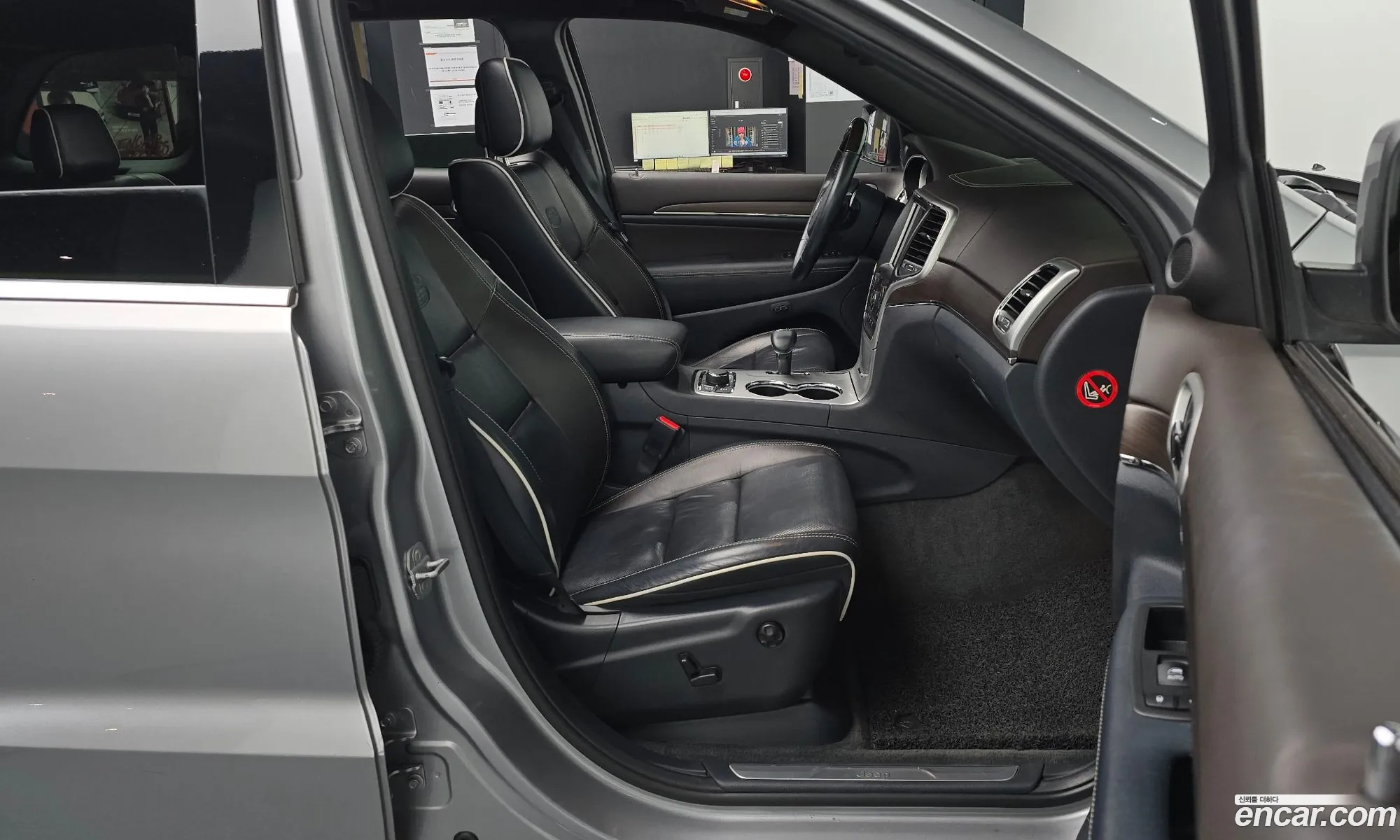Jeep Grand Cherokee 2014 — 16